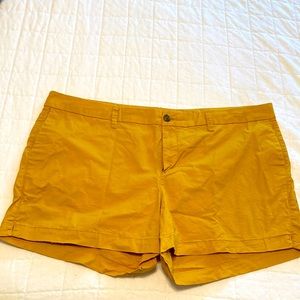 Old Navy Sz 20 Shorts